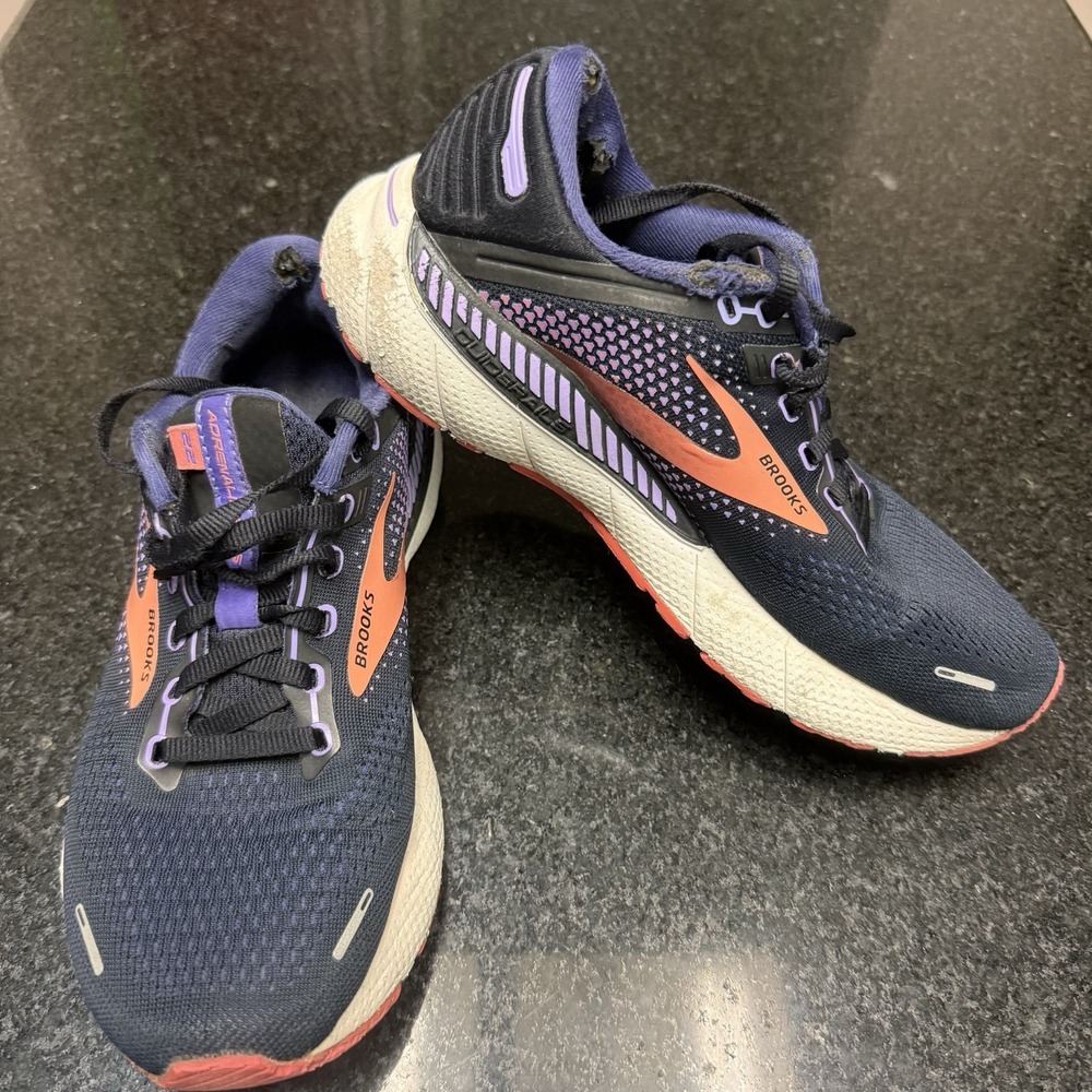 Brooks Adrenaline GTS 22 Women Size 8 B Navy Blue Purple Running Shoes Sneaker